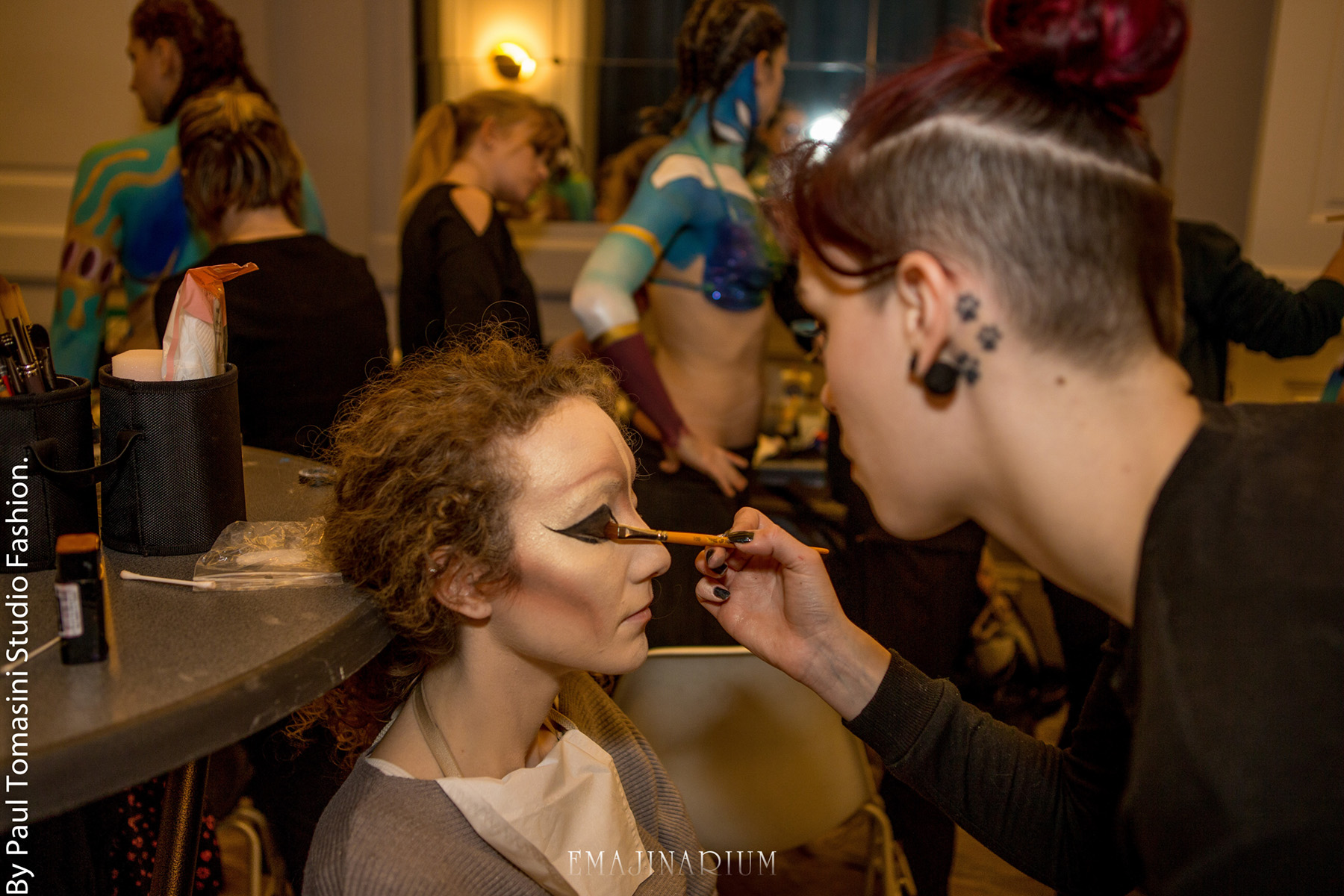 Makeup artists EMAJINARIUM beauty facepainting body painting show musical spectacle