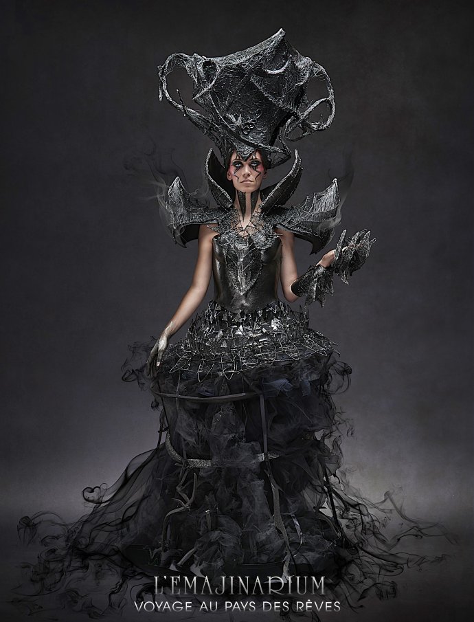 EMAJINARIUM The Dark queen character - Dark costume - wizard - headpiece